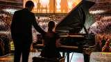 Blue Ivy, 14 anos, assume piano em concerto de Jay‑Z e sobressai como talento musical