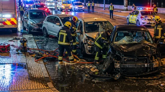 Despiste na Marginal da Figueira da Foz deixa passageira em estado grave