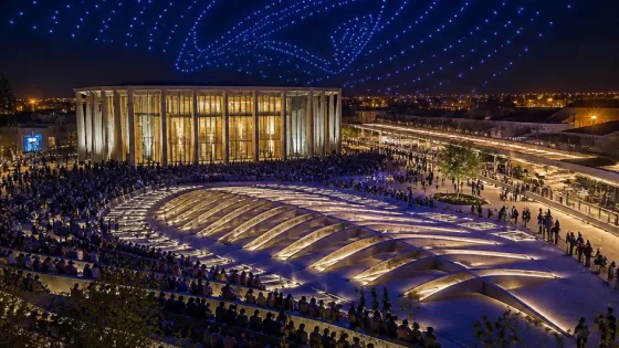 Valongo inaugura Praça da Democracia com espetáculo de drones e milhares de participantes