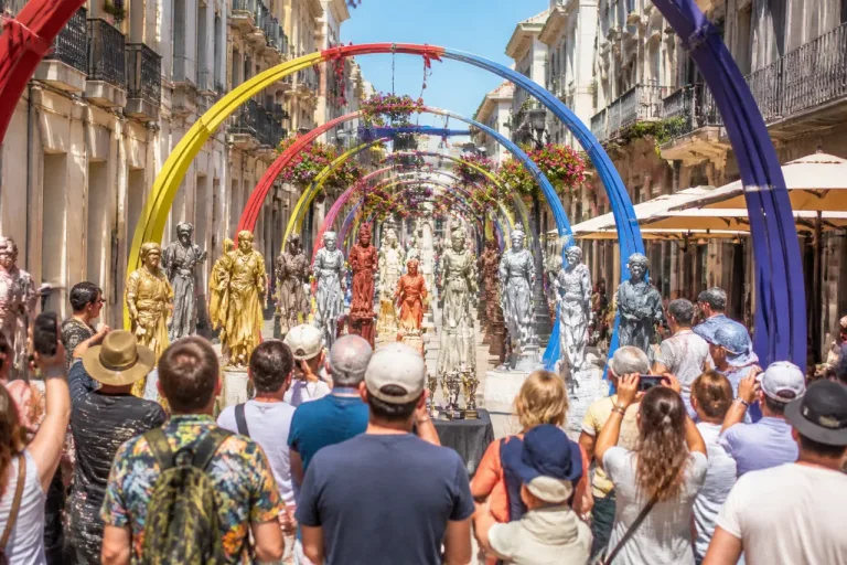 Águeda celebra X Encontro de Estátuas Vivas do AgitÁgueda com milhares de visitantes