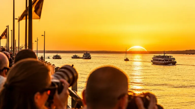Barreiro espera eclipse com 94,43% do Sol visível sobre o Tejo