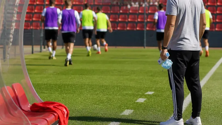 Barreiro: Leandro Barreiro falha estreia do Benfica na pré-eliminatória da Liga Europa