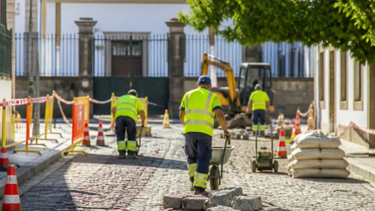 Câmara de Évora intensifica manutenção de ruas e escolas para preservar o espaço público