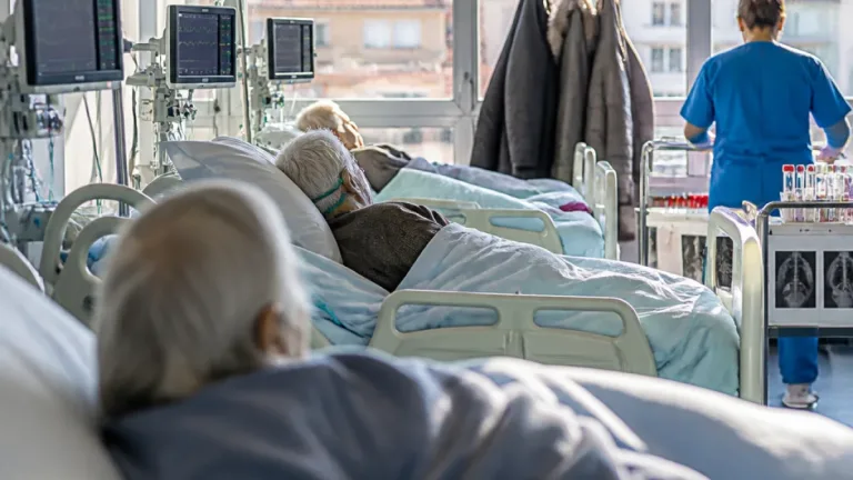 Estudo em Coimbra revela alta mortalidade e complicações graves entre adultos internados por VSR