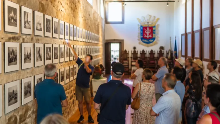 Exposição da Lusa traz quatro décadas de imagens a Albufeira