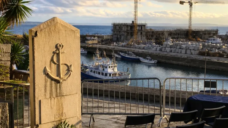 Funchal debate memória e promessas: o Porto e a ampliação que continua por executar