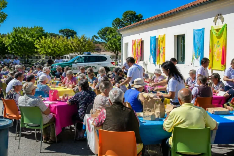GNR e Pingo Doce juntam seniores em Quinta do Conde para combater isolamento