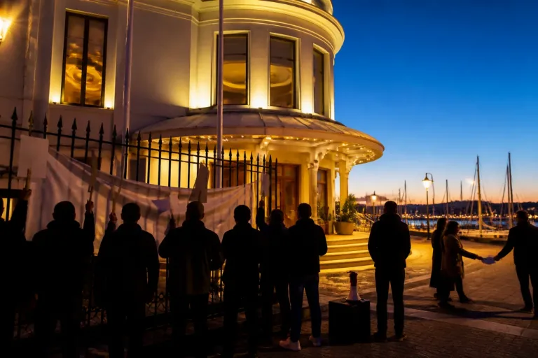 Greve no Casino de Figueira da Foz: trabalhadores reivindicam salários e condições de vida