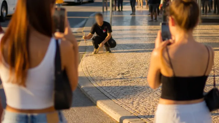 Jovens relatam tentativa de abordagem com seringa junto à estação rodoviária de Coimbra