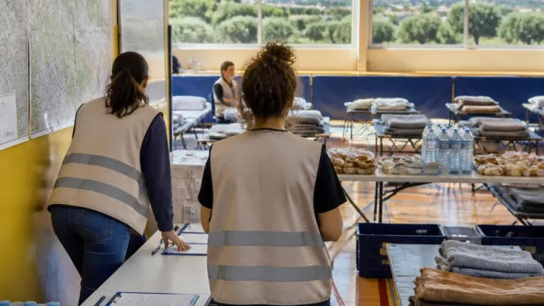 Loulé instala zona de apoio em Salir para acolher até 30 evacuados em incêndios