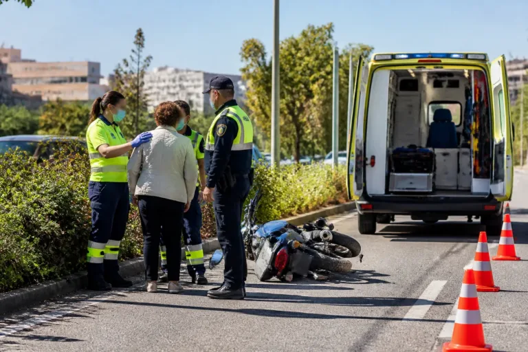 Mulher ferida por motocicleta na Avenida da Imaculada Conceição em Braga