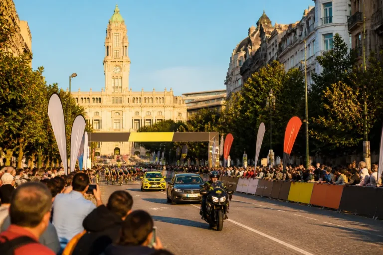 Porto recebe chegada da 87.ª Volta a Portugal com meta na Avenida dos Aliados