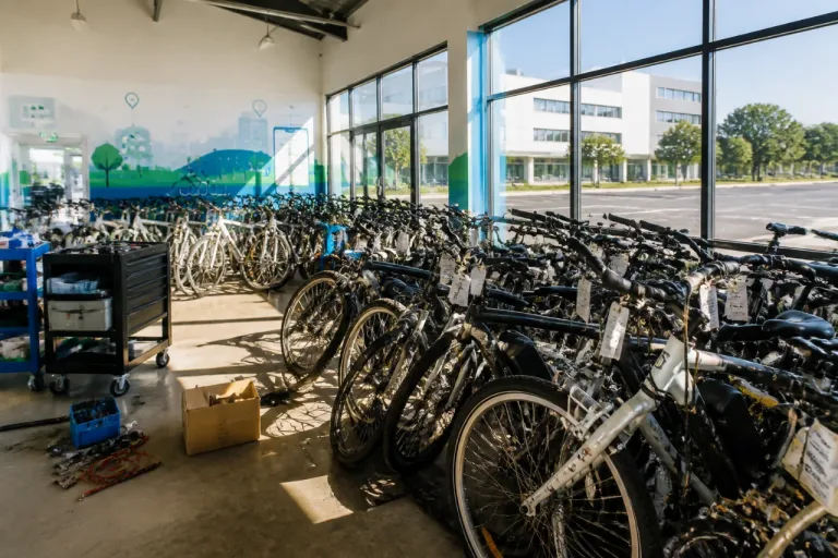 Projectos de bicicletas eléctricas no distrito sofrem paragem após falhas técnicas e insolvências