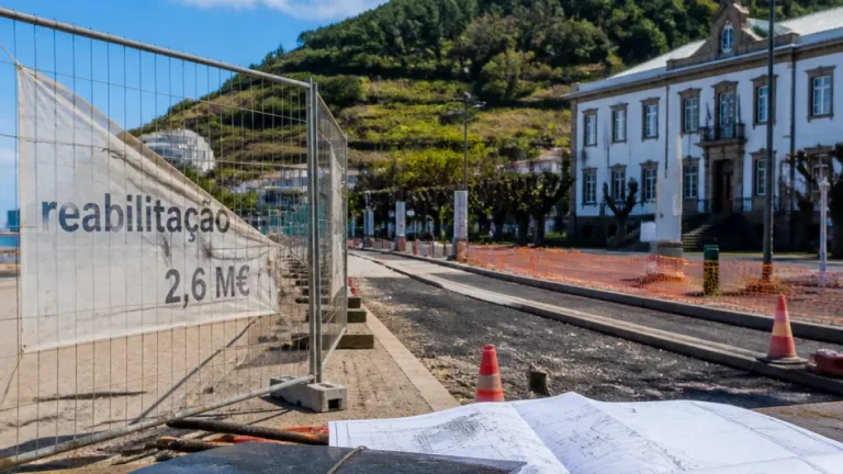 Ribeira Grande perde 2,6 milhões por caducidade de contrato ARAAL para obra na frente‑mar
