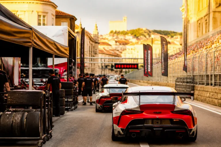 Toyota Gazoo Racing chega a Vila Real com ambição e dois GR Supra GT4 EVO2