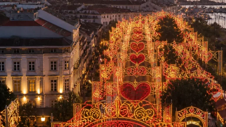 Viana ilumina a Romaria com 1,5 milhões de pontos de luz ao longo de quase 10 km de ruas